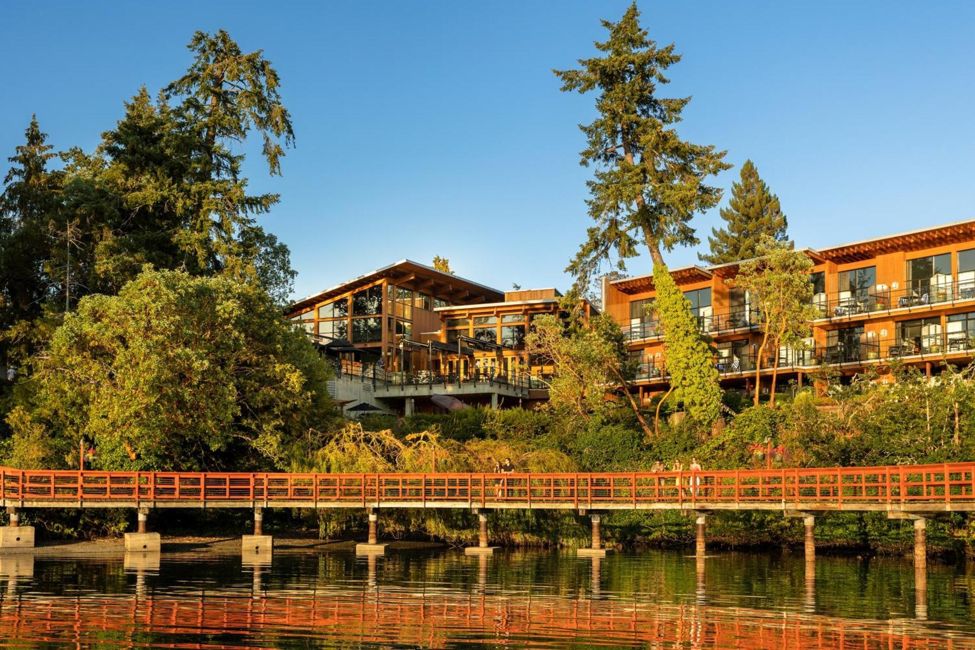 Brentwood Bay Resort & Spa Exterior foto